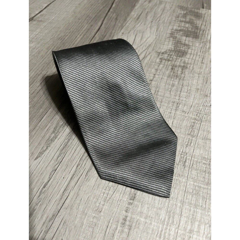Lauren Ralph Lauren Tie Mens Silver Stripes 100% Silk made In USA Vintage